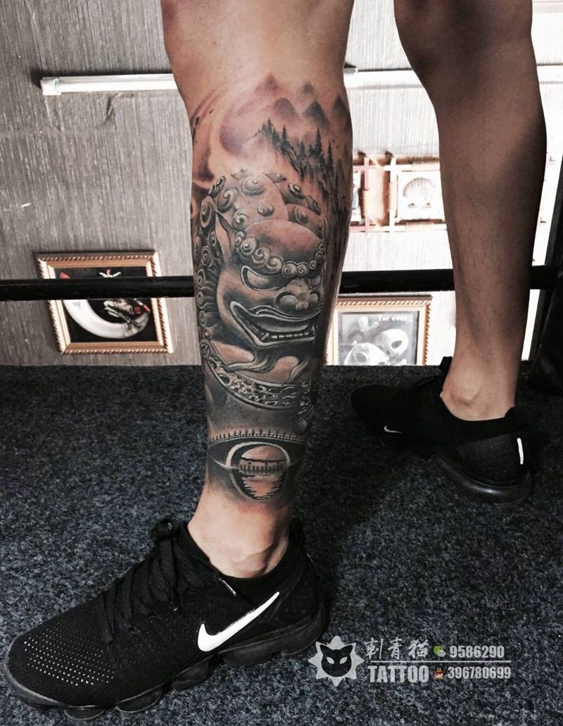 唐狮子纹身图片_腿部新传统唐狮子纹身图案