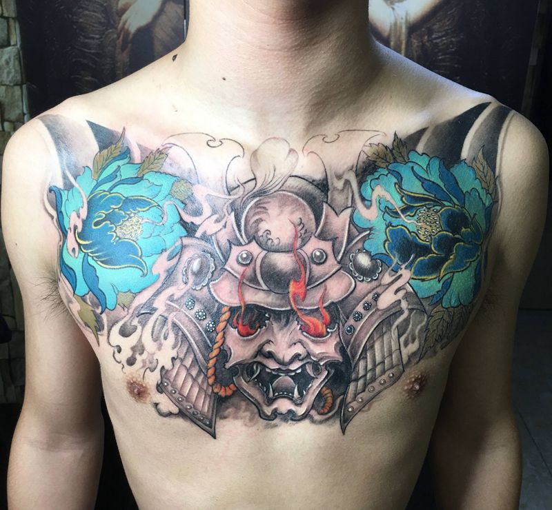 鬼武士花胸纹身图片