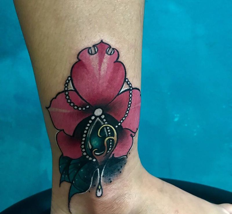 一个遮盖纹身图片