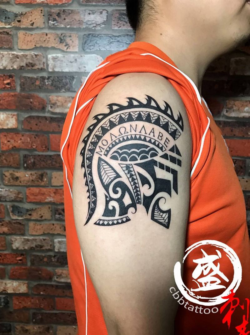 头盔纹身图片_成品手臂欧美静物宗教纹身图案