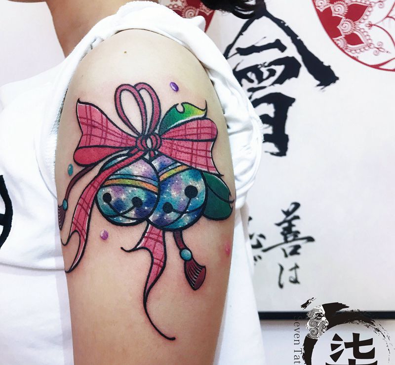 星空铃铛遮盖纹身图片_手臂纹身图案