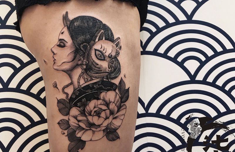 日式稻荷神面具女孩纹身图片_腿部老传统日式纹身图案