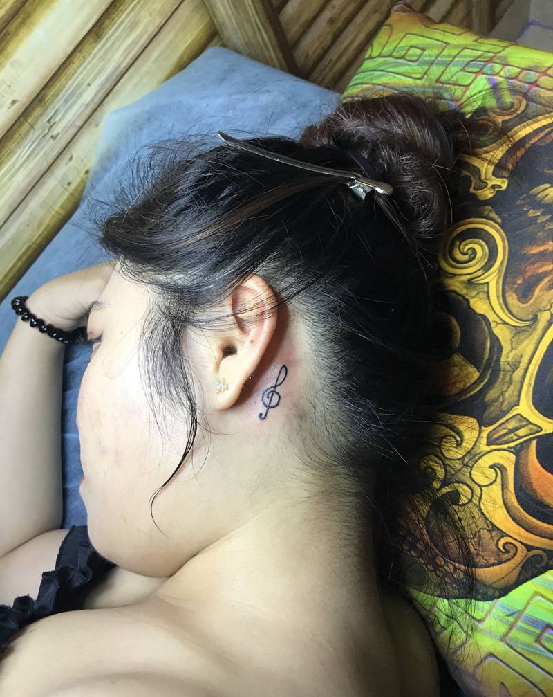 音符纹身图片_颈部图腾纹身图案