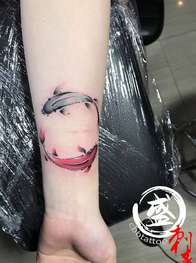水墨鱼纹身图片