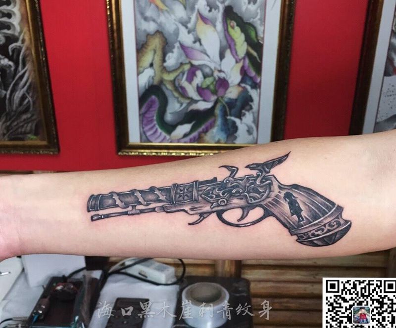 抢纹身图片