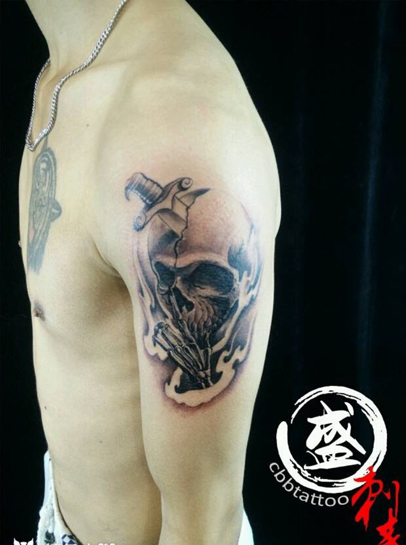 骷髅头纹身图片_手臂欧美写实鬼神纹身图案