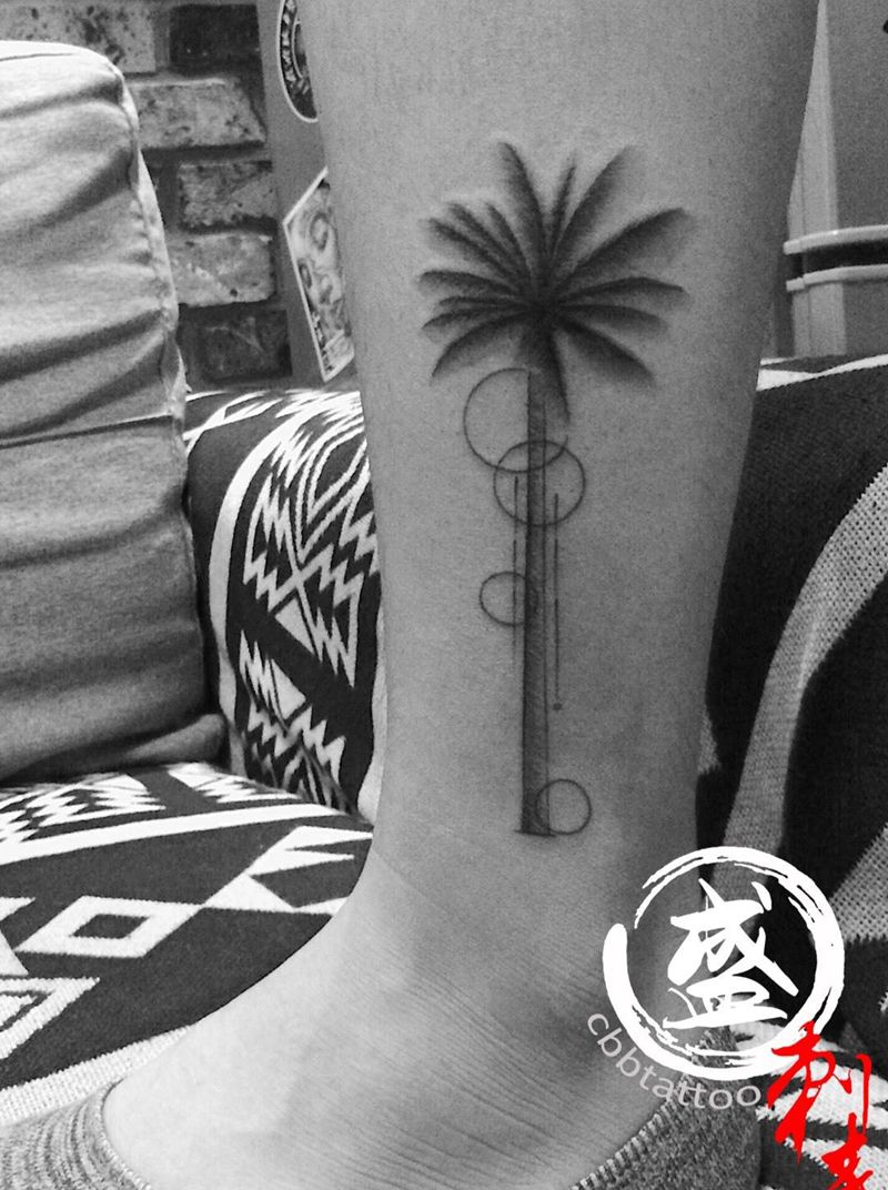 海南人情怀，椰子树纹身图片