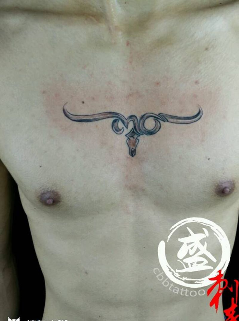 标志纹身图片_胸部清新图腾成品纹身图案