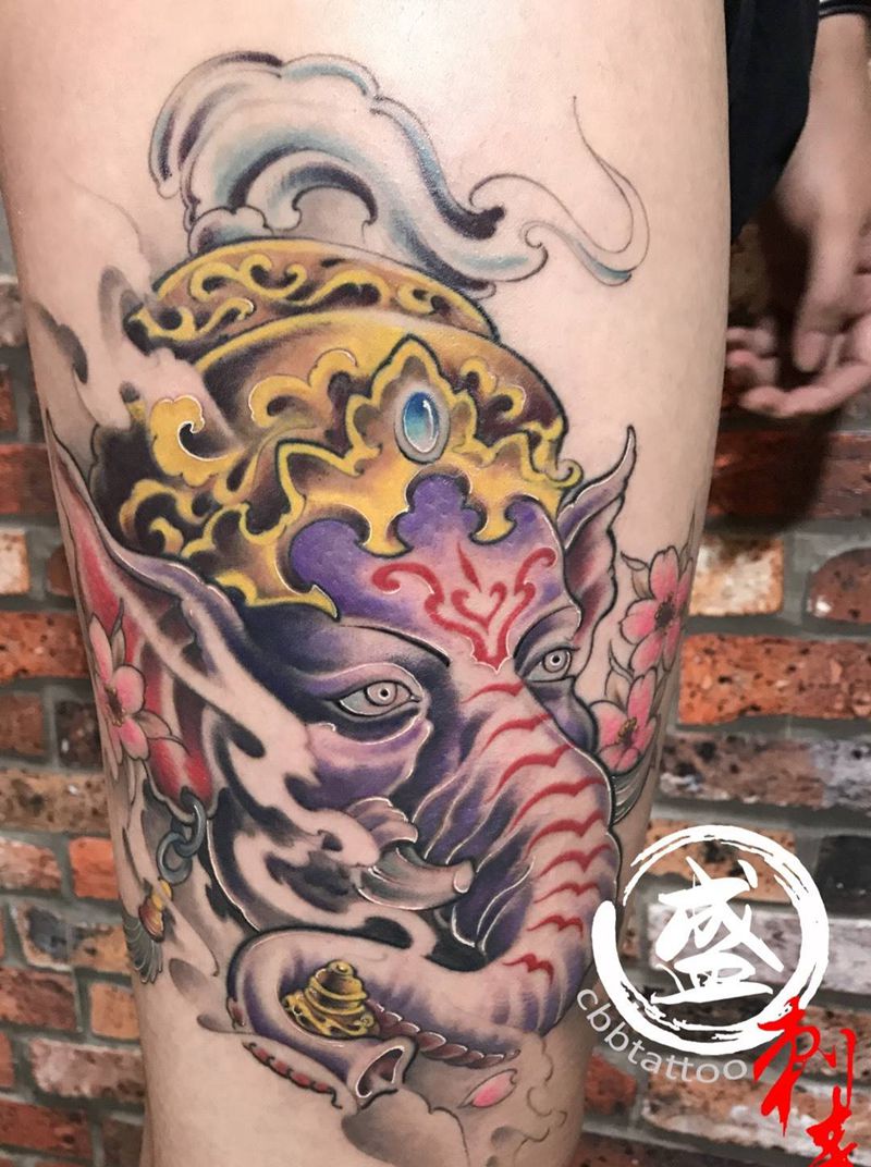 彩色象神纹身图片