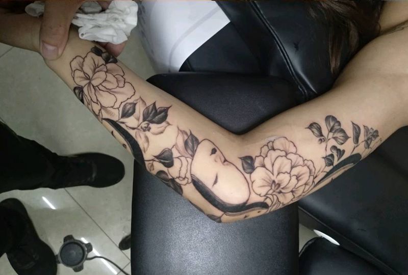 包内臂纹身图片_手臂新传统纹身图案