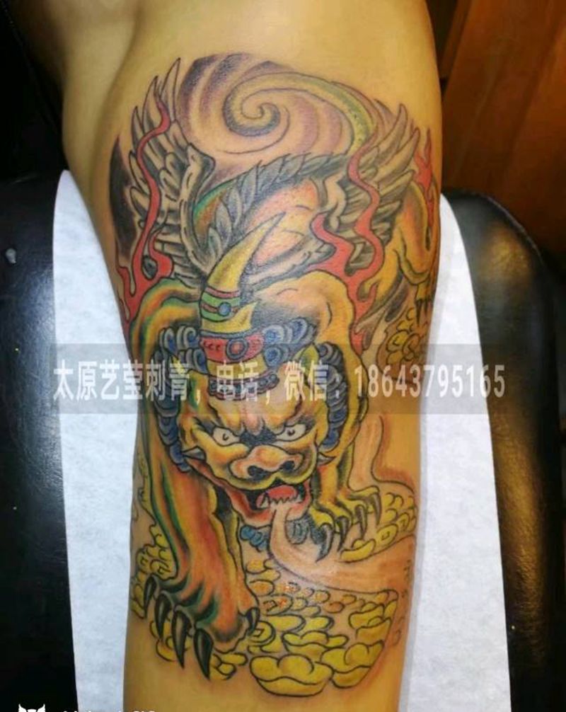 彩色貔貅纹身图片_肩部手臂传统动物鬼神成品纹身图案