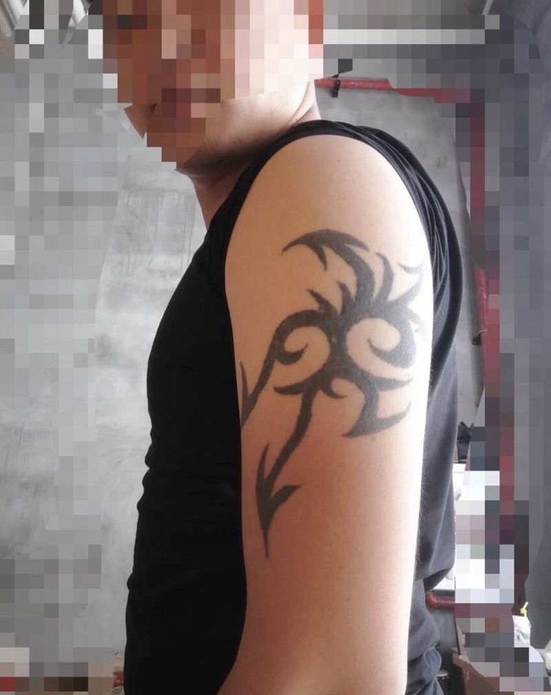 修改遮盖纹身图片