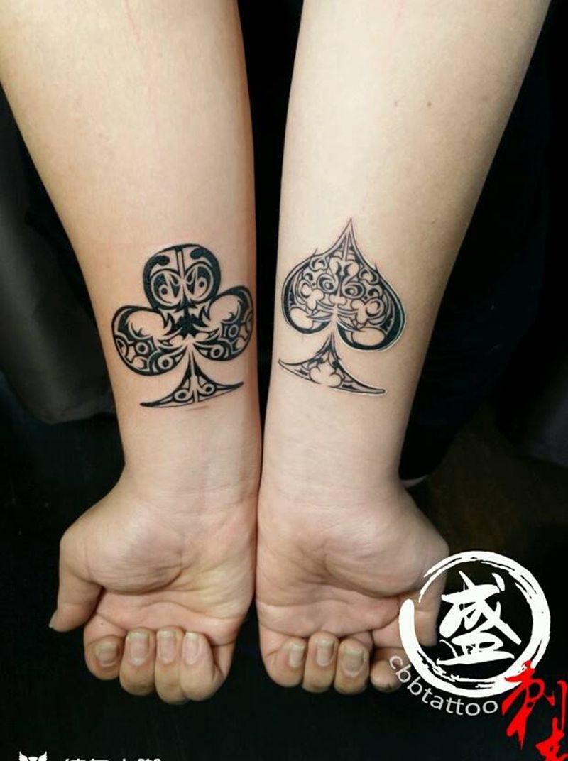 黑桃，梅花纹身图片_手臂欧美图腾成品纹身图案