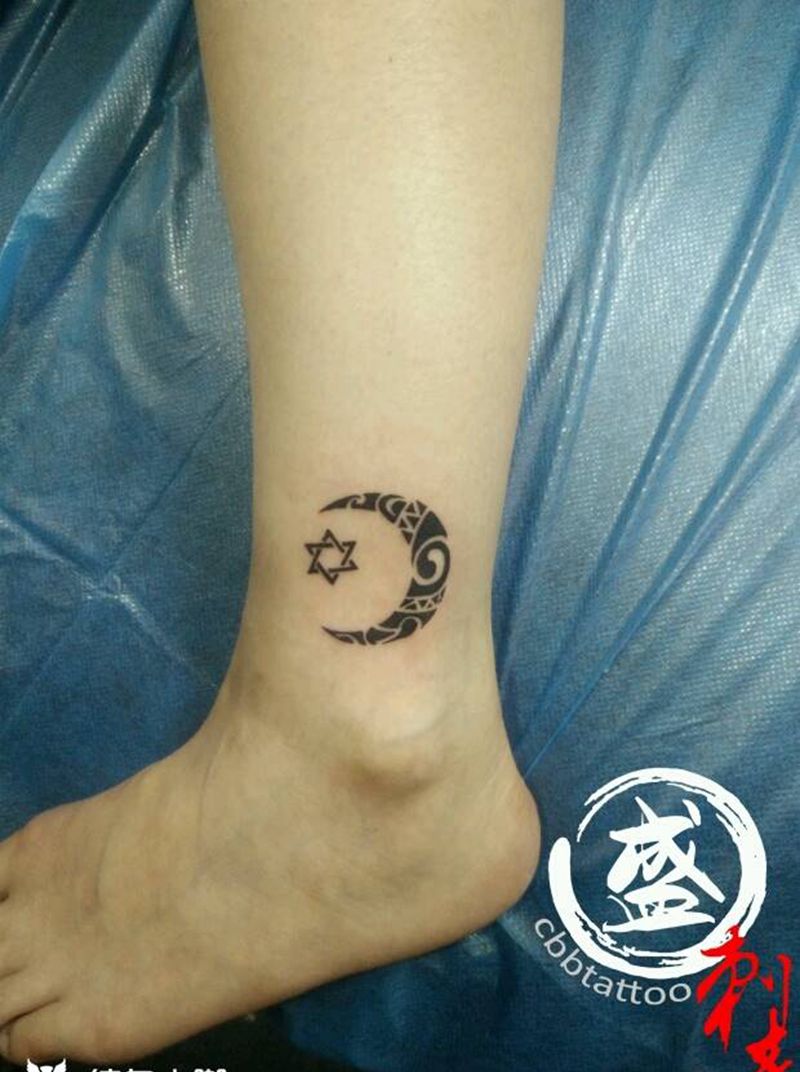 图腾月亮纹身图片_腿部脚部清新图腾成品纹身图案