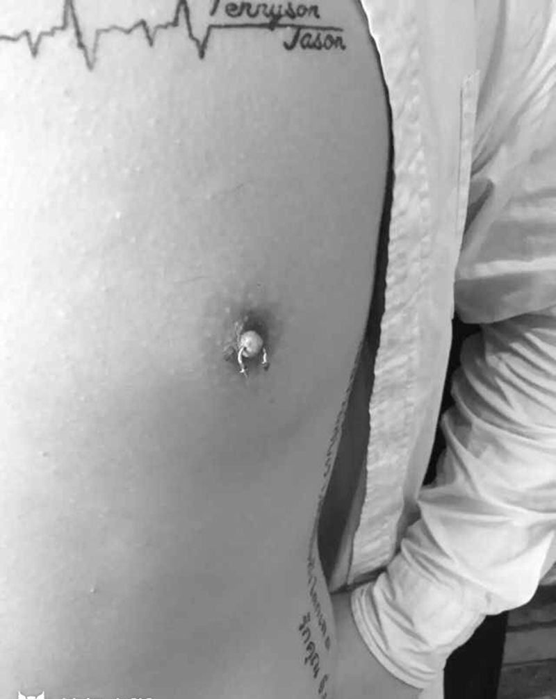 穿孔作品纹身图片