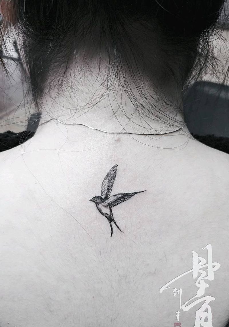 飞鸟纹身图片