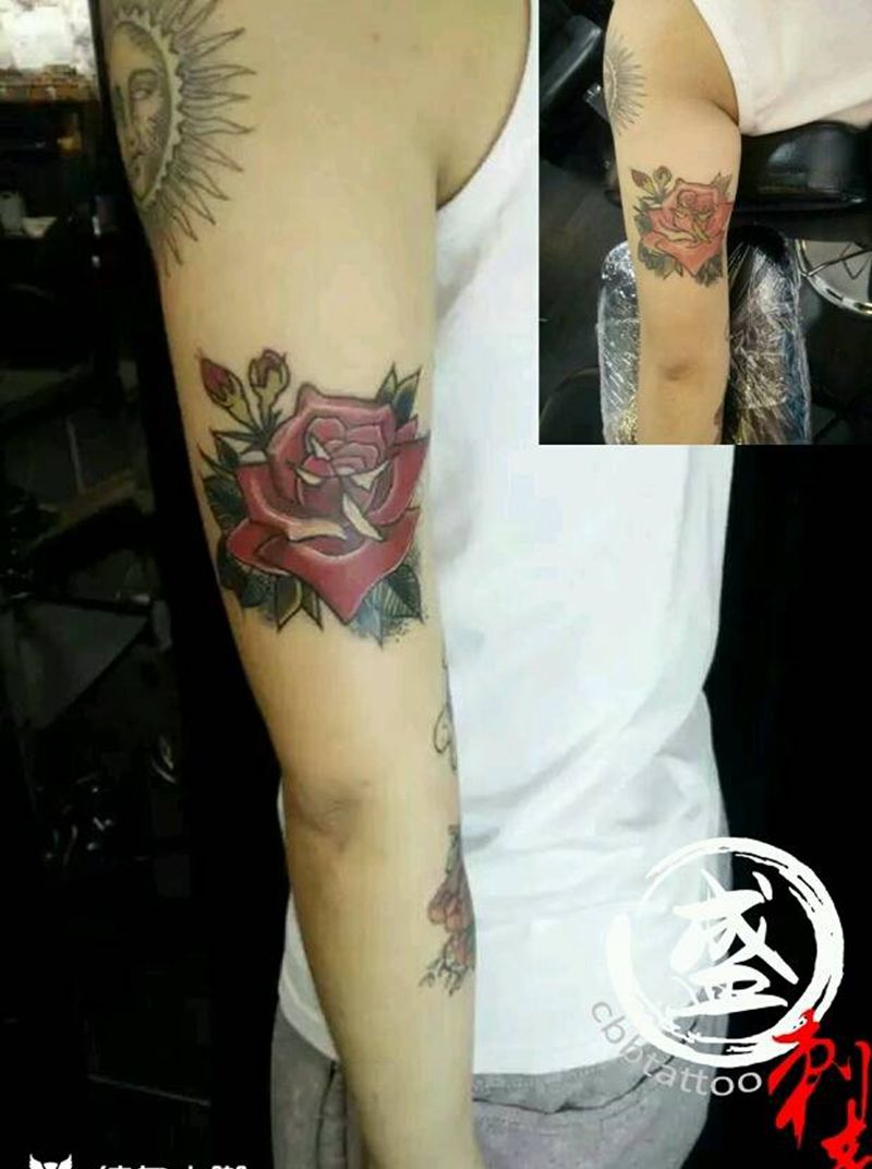 修改玫瑰花纹身图片_手臂传统植物纹身图案