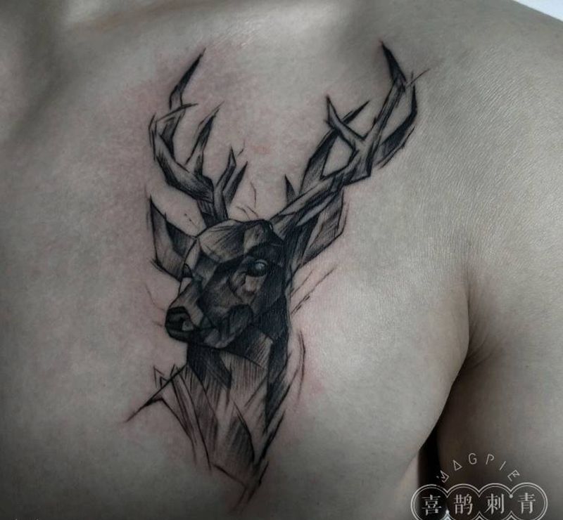 遮盖纹身图片_胸部纹身图案