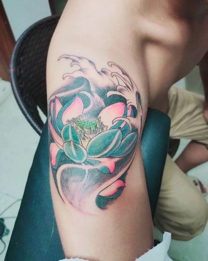 莲花纹身图片_肩部纹身图案