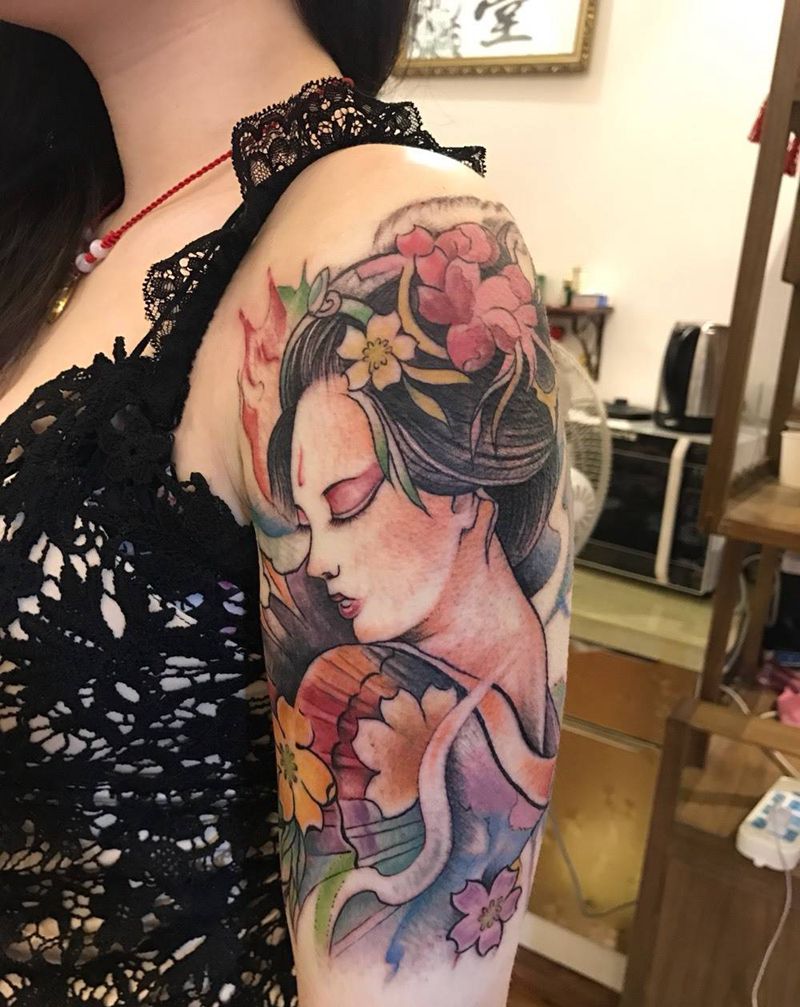 艺妓重彩纹身图片