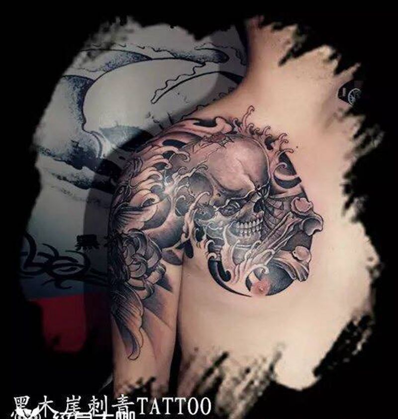 半甲纹身图片_成品胸部肩部传统动物鬼神纹身图案