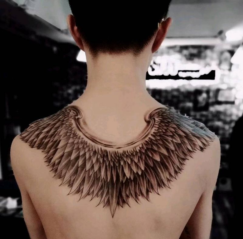 翅膀纹身图片