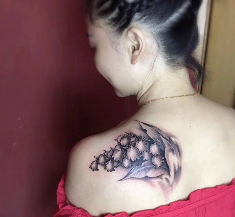 铃兰纹身图片