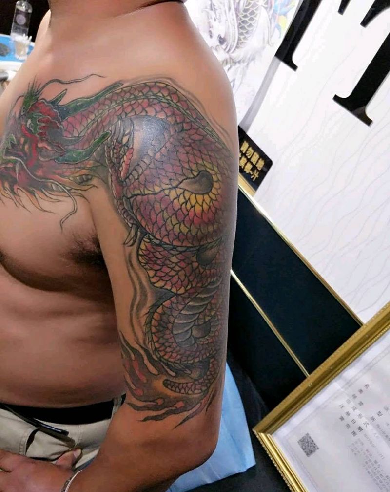 办理修改作品纹身图片