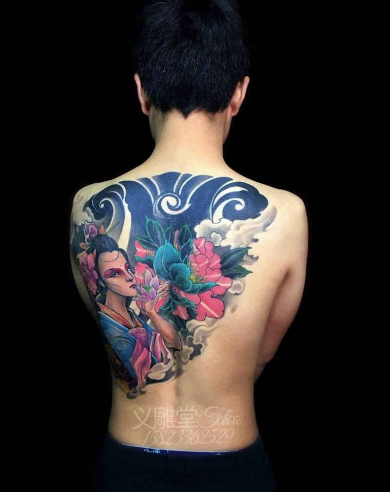 后背艺伎遮盖纹身图片_背部新传统重庆重庆师纹身图案