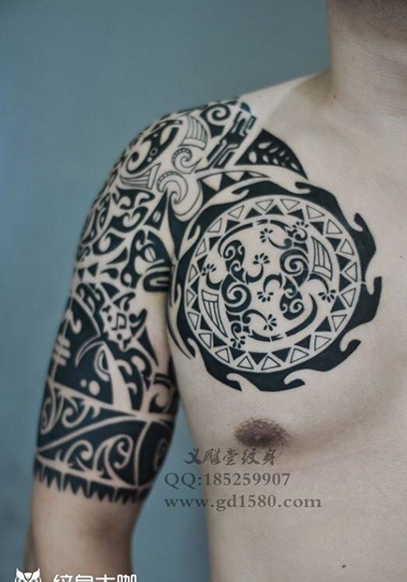 半胛部落图腾纹身图片_重庆纹身图案