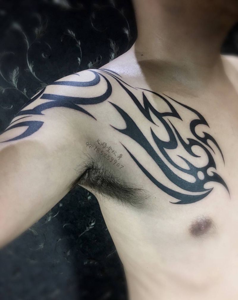 半胛图腾纹身图片_图腾胸部手臂重庆图案纹身图案