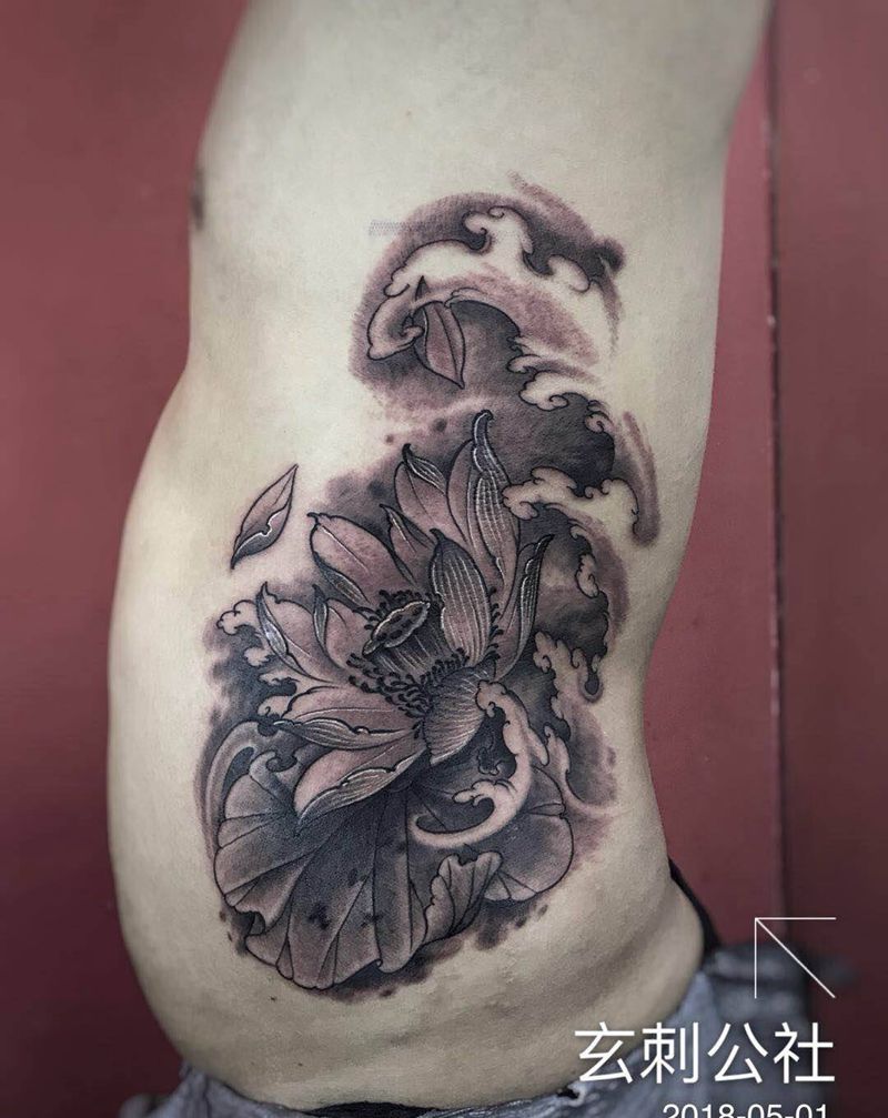 莲花纹身图片