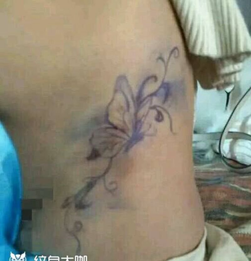 小小蝴蝶纹身图片