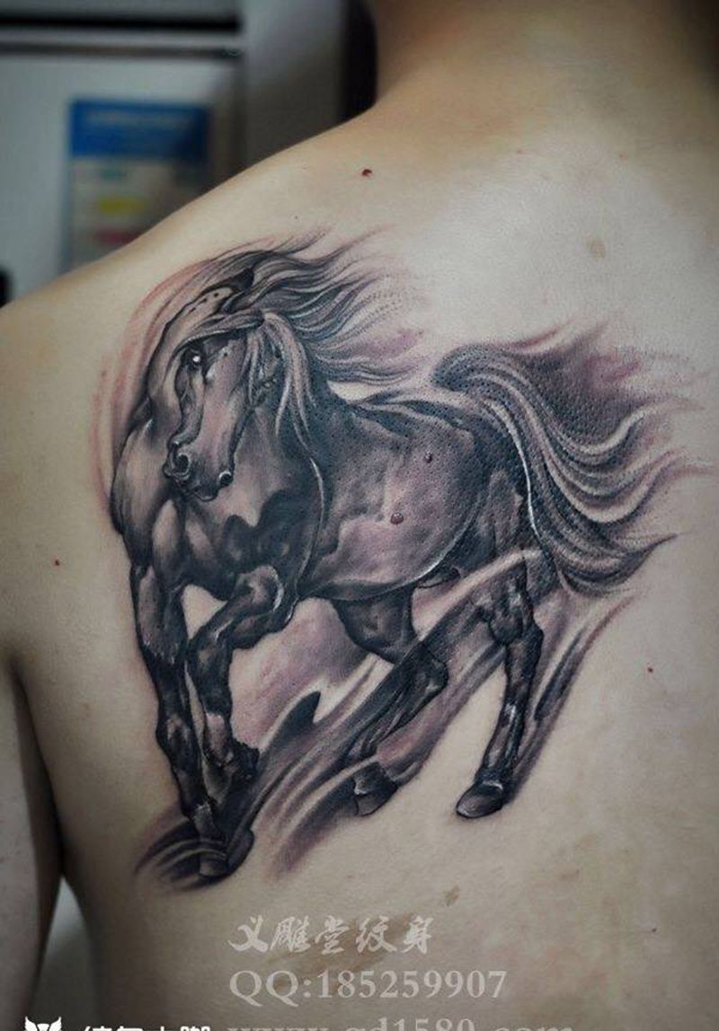 宝马纹身纹身图片_背部写实重庆重庆刺青纹身图案