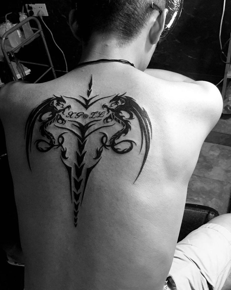 图腾纹身纹身图片_背部图腾纹身图案