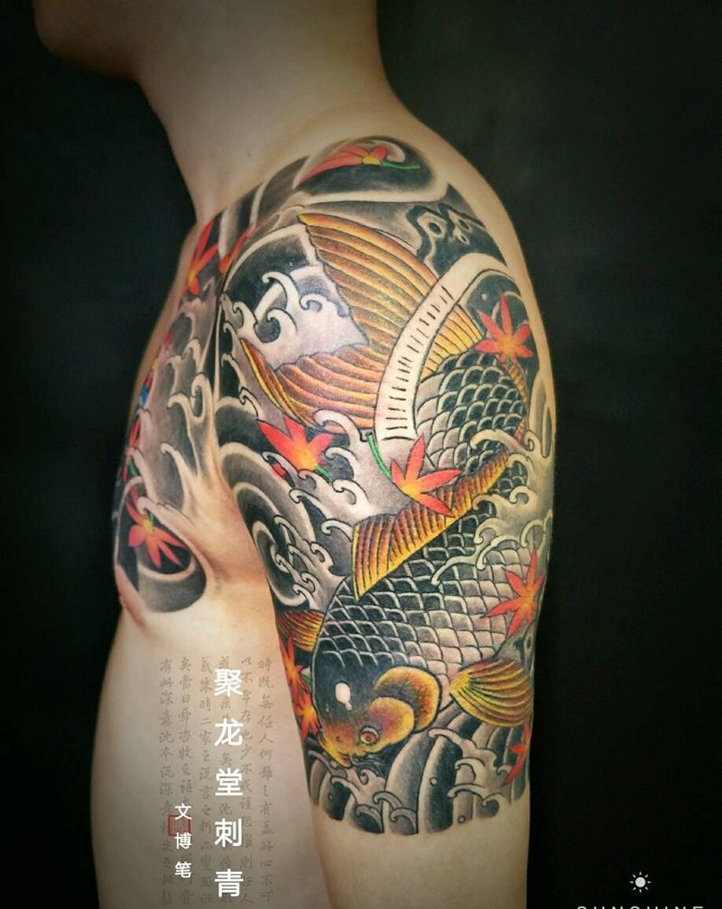 老传统半胛纹身图片_手臂老传统纹身图案