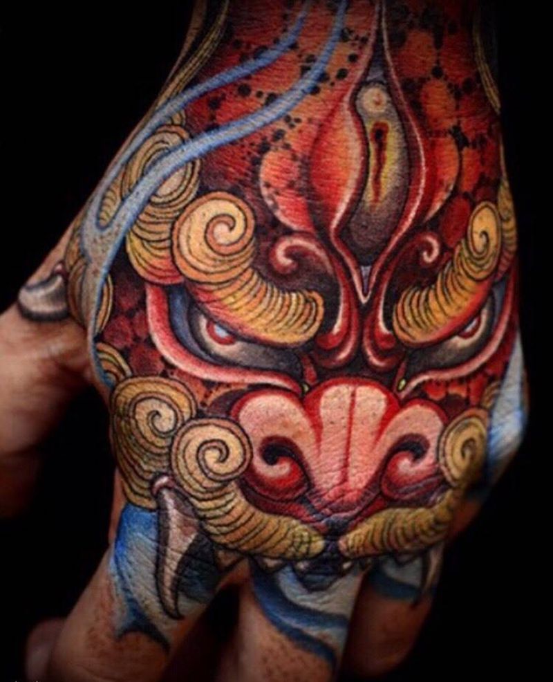手背纹身欣赏纹身图片_手部欧美传统习俗重庆刺青义雕堂图案老传统刺青纹身图案