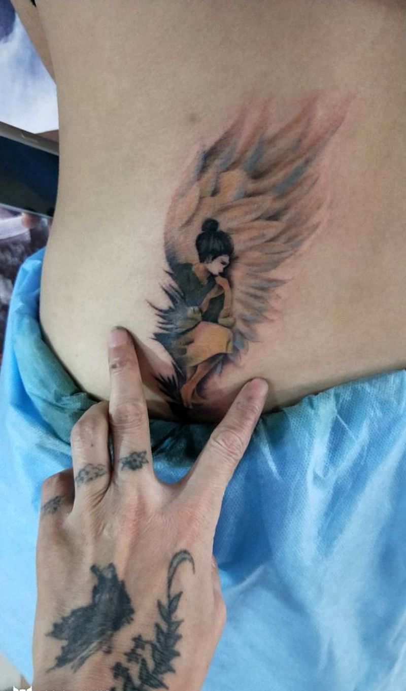 腰部遮盖疤痕纹身图片