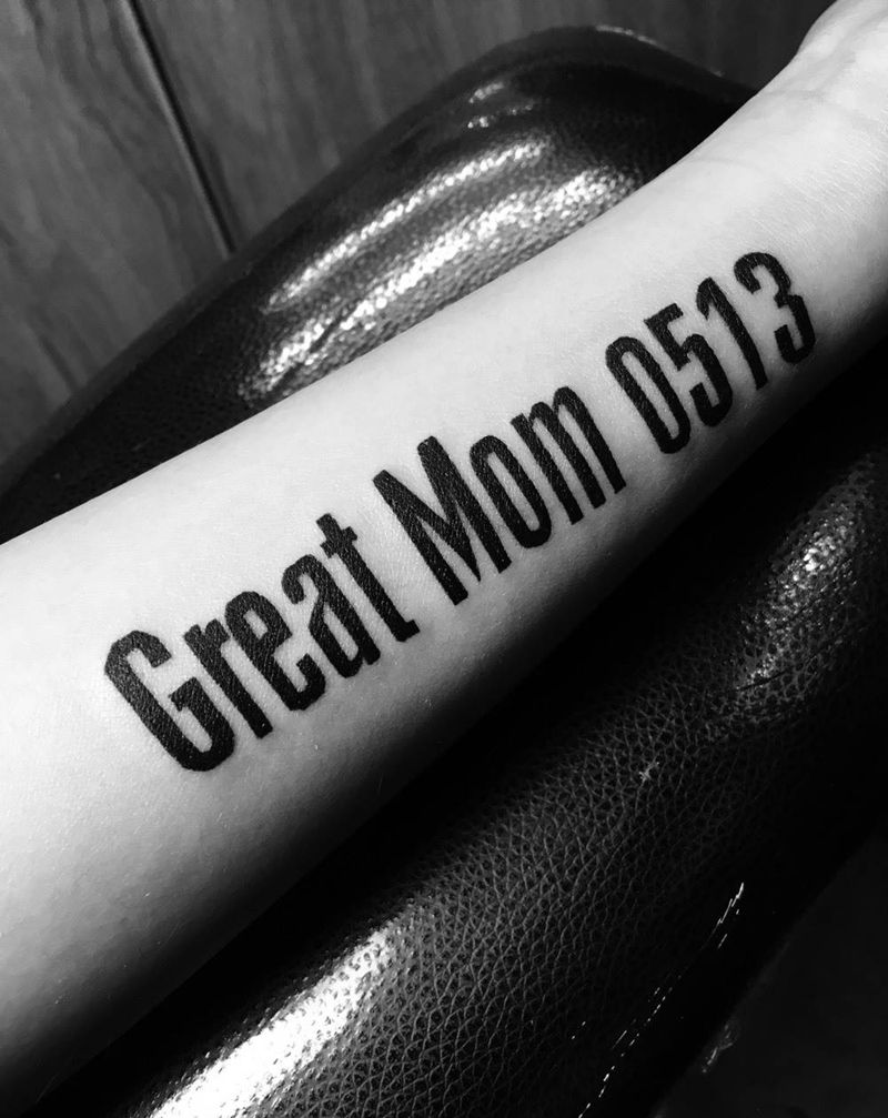 英文字体纹身纹身图片_清新手部刺青纹身图案