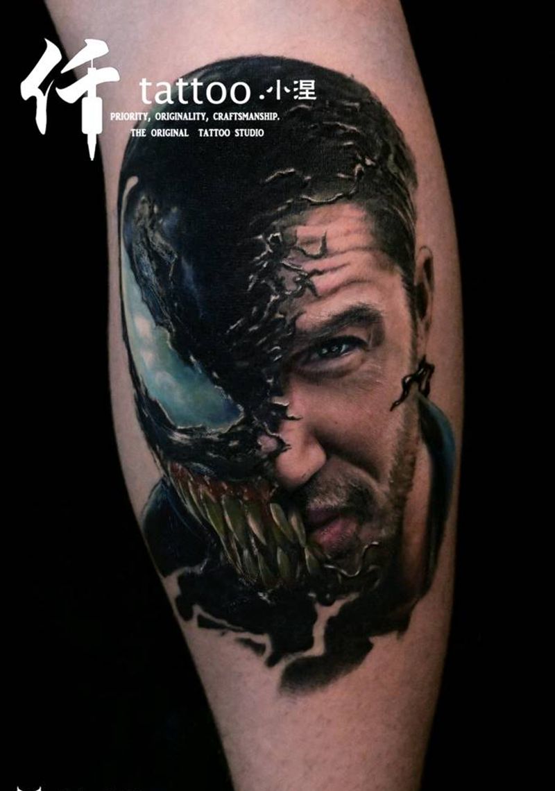 毒液纹身图片_腿部欧美写实毒液肖像暗黑纹身图案