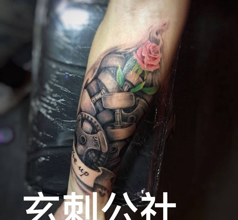 钢铁柔情纹身图片