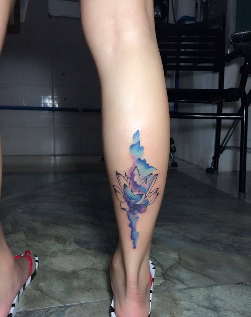 水彩莲花纹身图片