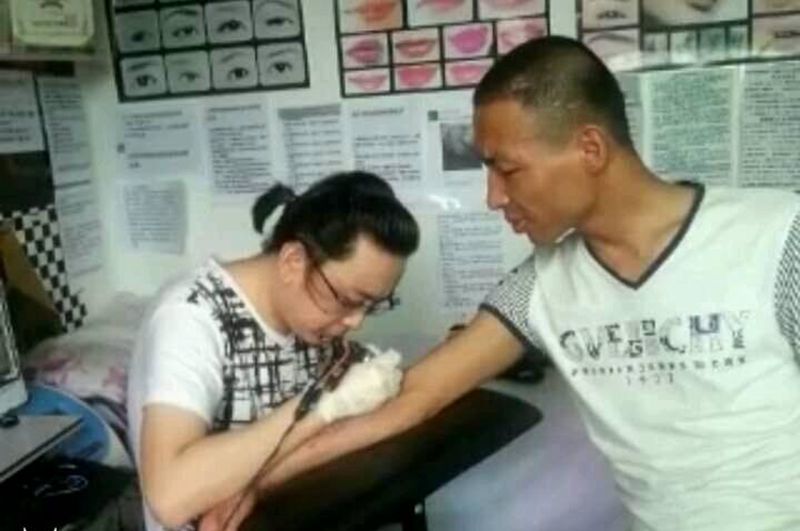 半甲富贵图纹身图片_肩部胸部传统习俗纹身图案