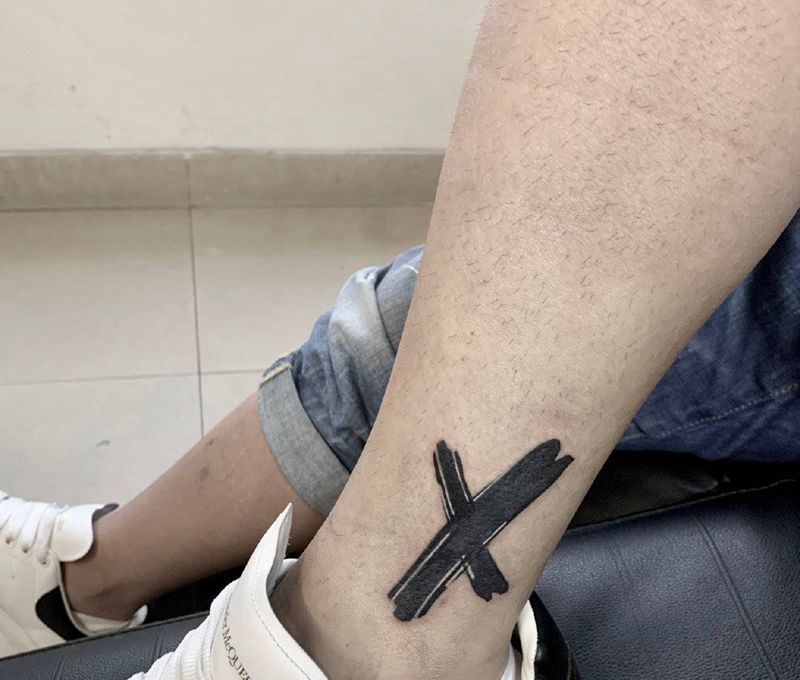 super X纹身图片_腿部New School水墨纹身图案