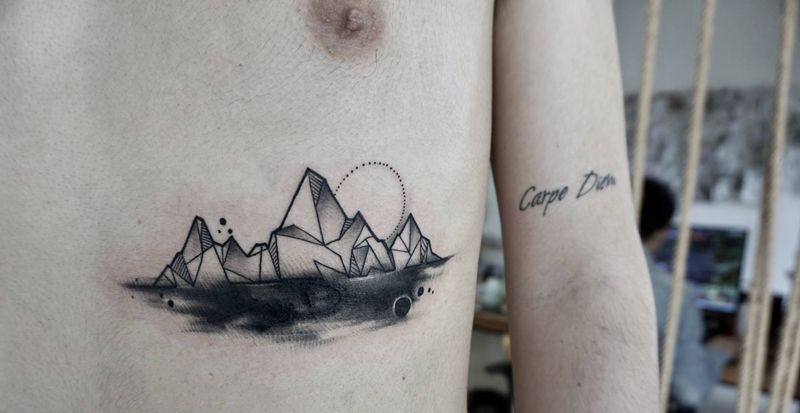 几何遮盖纹身图片_腰部几何水墨遮盖纹身图案