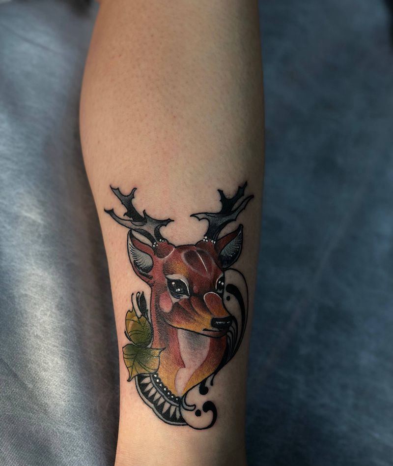 鹿纹身图片_腿部小清新纹身图案