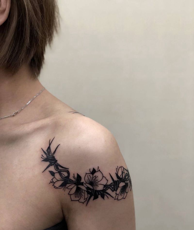 肩花纹身图片_肩部小清新鬼绣文化纹身图案