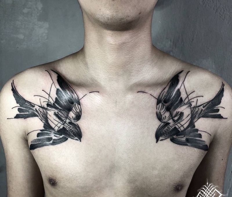 燕子纹身图片_成品胸部欧美清新动物原创鬼绣纹身图案