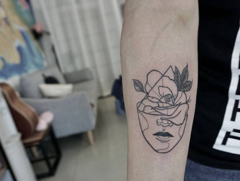 线条纹身图片_手部几何纹身图案