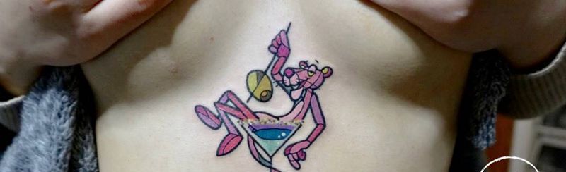 粉红豹纹身图片_胸部Old School纹身图案